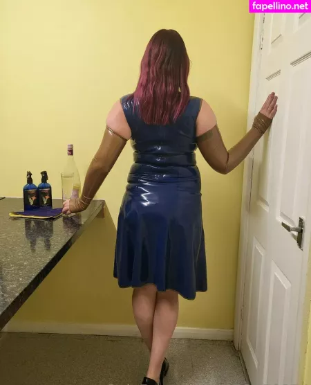 Latexnikki12 OnlyFans Thumbnail #gSbkK3gpx4