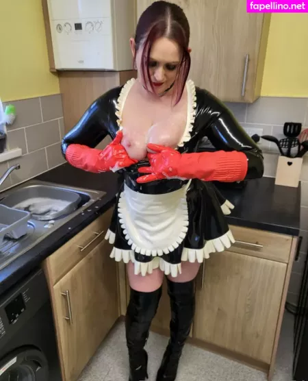 Latexnikki12 OnlyFans Thumbnail #zV3usiLzEO