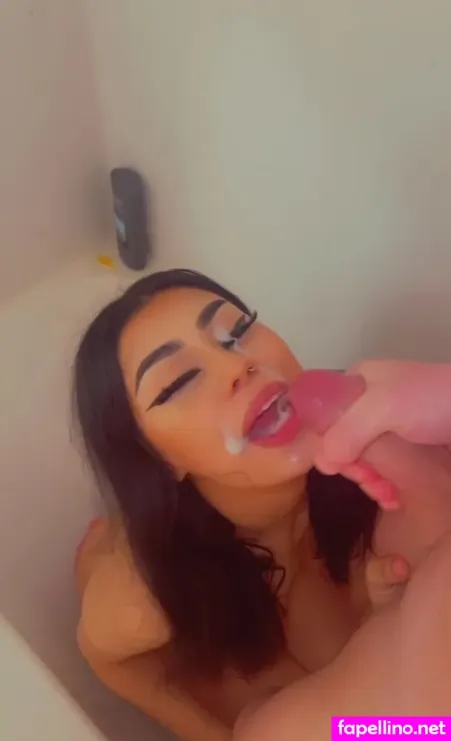 Latina Barista OnlyFans Thumbnail #nKCO18rA5N