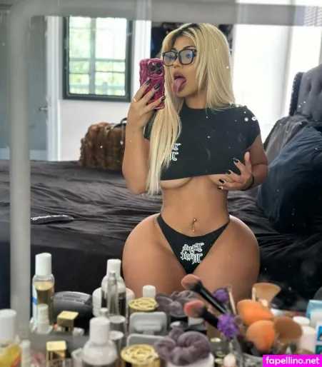 Latinaabarbiex OnlyFans Thumbnail #4tYhcKwpWg