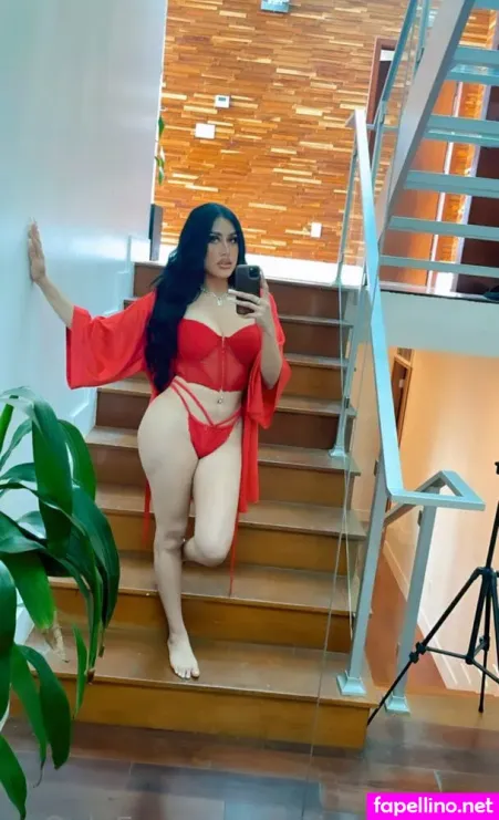 Latinafinapapi OnlyFans Thumbnail #KpGwH9UXA7