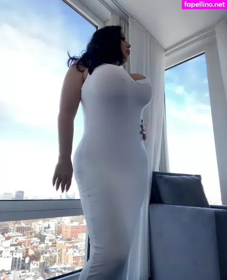 Latinamilfnyc OnlyFans Thumbnail #8AGKotBPWv
