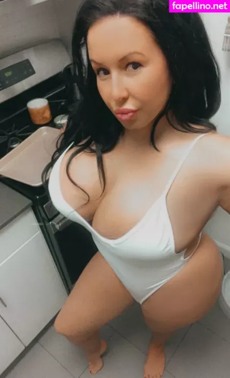 Latinamilfnyc OnlyFans Thumbnail #Mxv2yp417Y