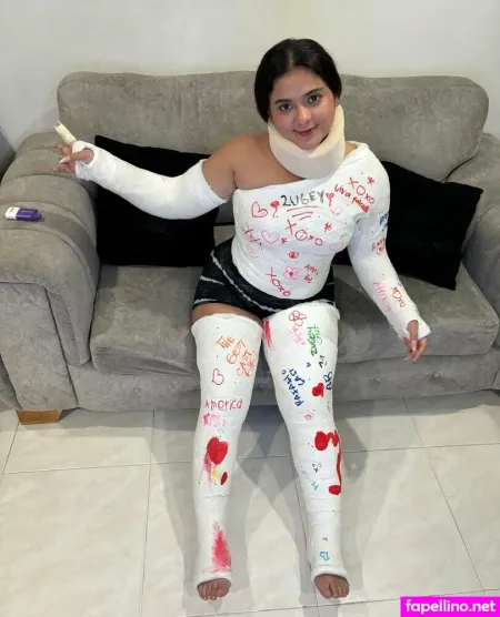 Latincastgirls OnlyFans Thumbnail #dFV0rx44DR