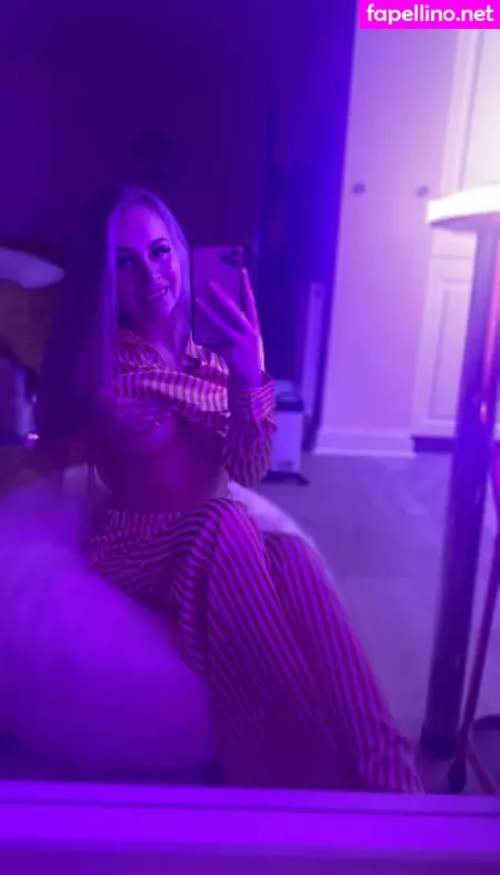 Latinmoniquexx OnlyFans Thumbnail #QTWUbyUeYK