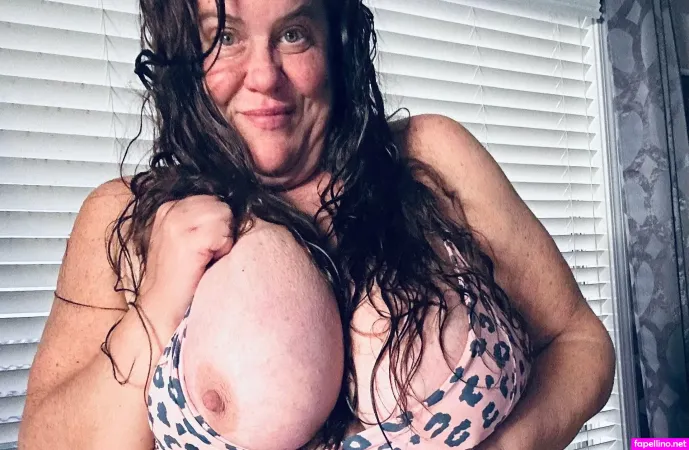 Lattierocks OnlyFans Thumbnail #e38G1z6TWw