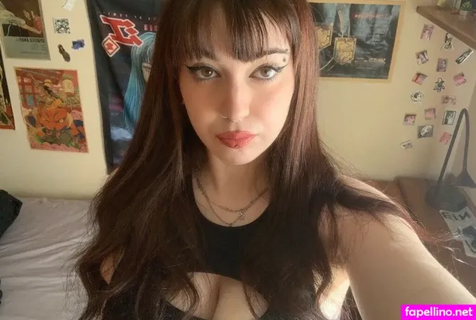 Laudcl OnlyFans Thumbnail #Dc4pznwRQm