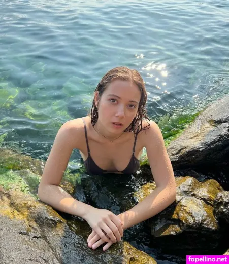 Laufey Lin OnlyFans Thumbnail #h0ZFEGm1dZ