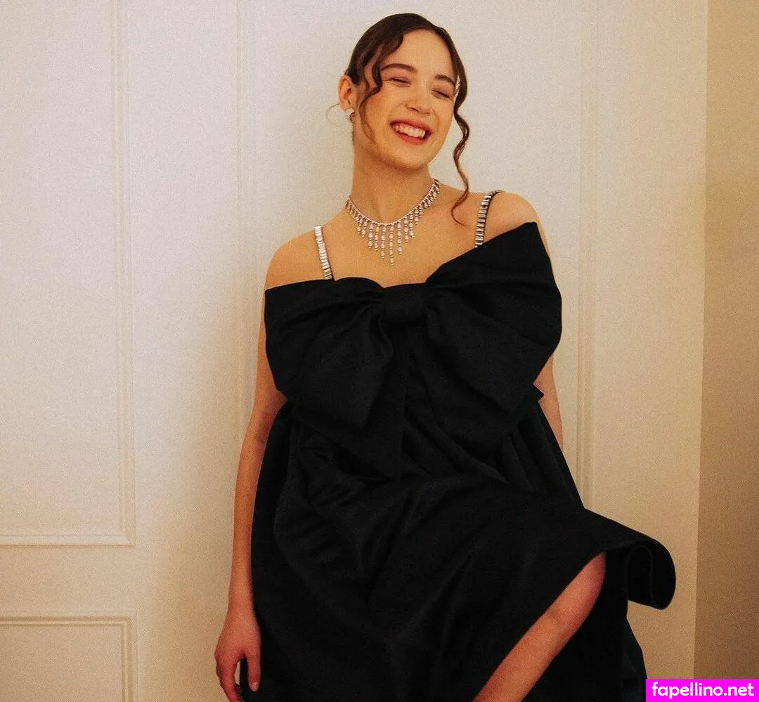 laufey Nude Leaked OnlyFans Photo #rwjlvfcFOD