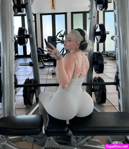 Laughlyn Tomassi Main Profile Photo