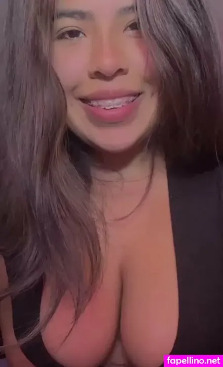 Laumev23 OnlyFans Thumbnail #KKvq2hNXnd