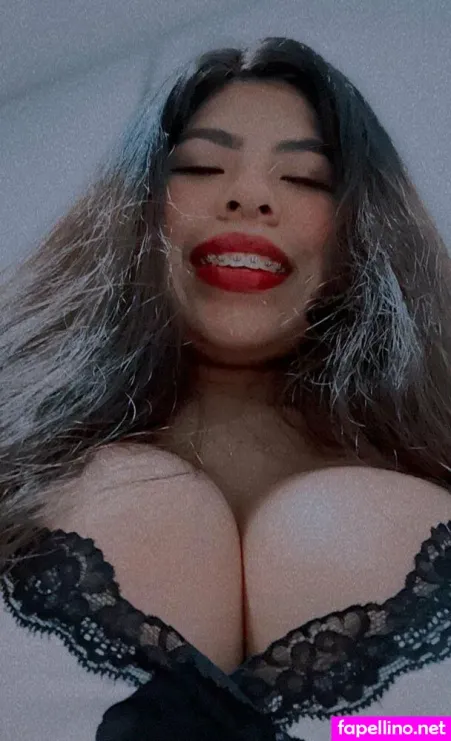 Laumev23 OnlyFans Thumbnail #rgcnElyTzK