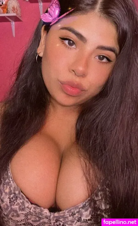 Laumev23 OnlyFans Thumbnail #z9FGyYteej