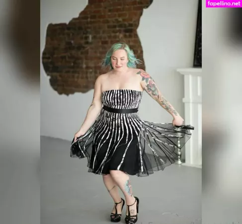 Laur Zombi OnlyFans Thumbnail #fHiTajsTb2