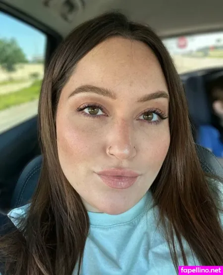 Laur OnlyFans Thumbnail #VN0AqHQbqN