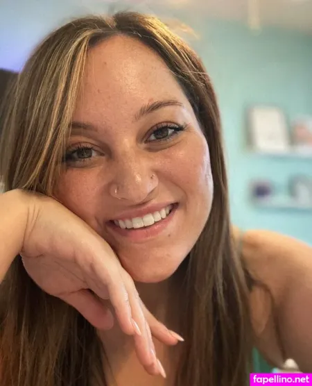 Laur OnlyFans Thumbnail #nYgvuJieNn