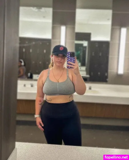 Laur OnlyFans Thumbnail #zHYgeQ0KQL