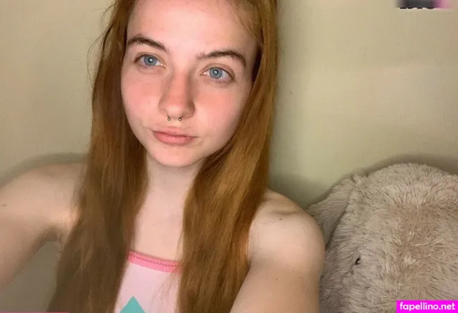 Laura 2004 OnlyFans Thumbnail #K2Anx8jTZS