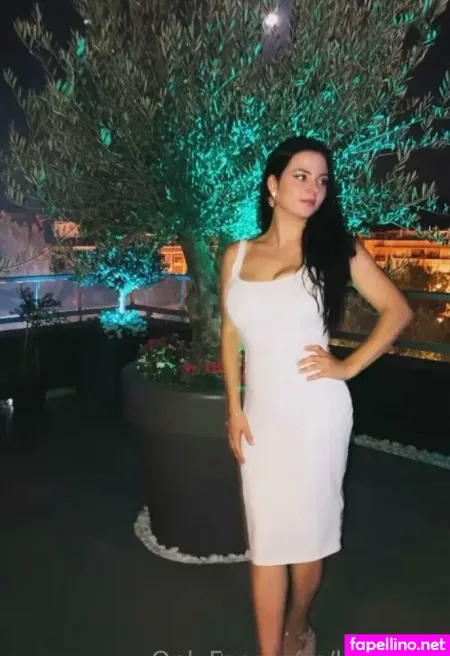 Laura 62 OnlyFans Thumbnail #PoxrwICjgK