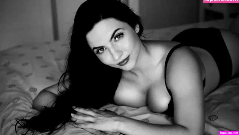 Laura 62 OnlyFans Thumbnail #Z1AREacZ5x