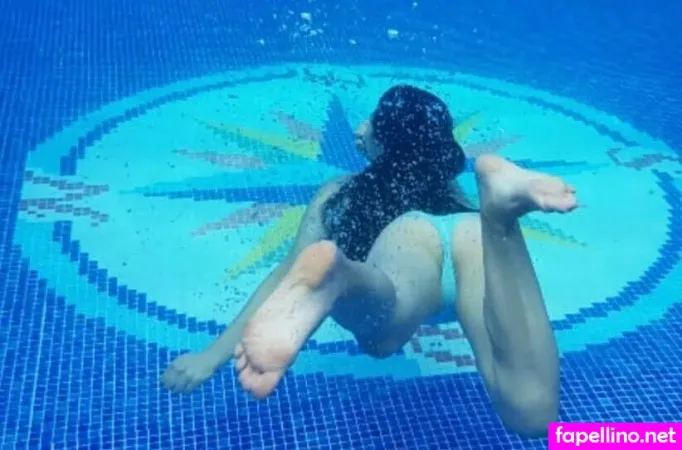 Laura 62 OnlyFans Thumbnail #sg7OV5A2yM