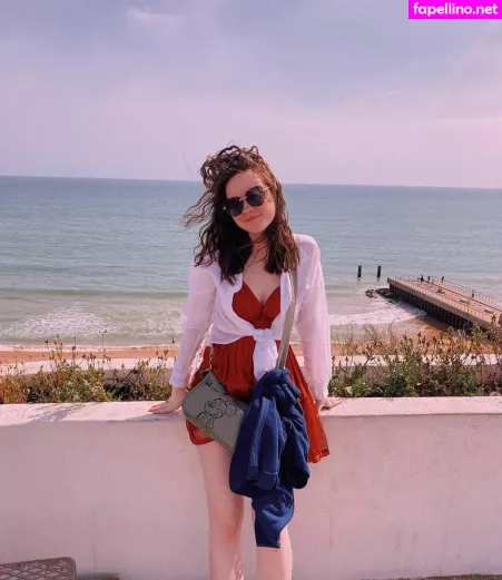 Laura Anne OnlyFans Thumbnail #2kC1FXj6h2