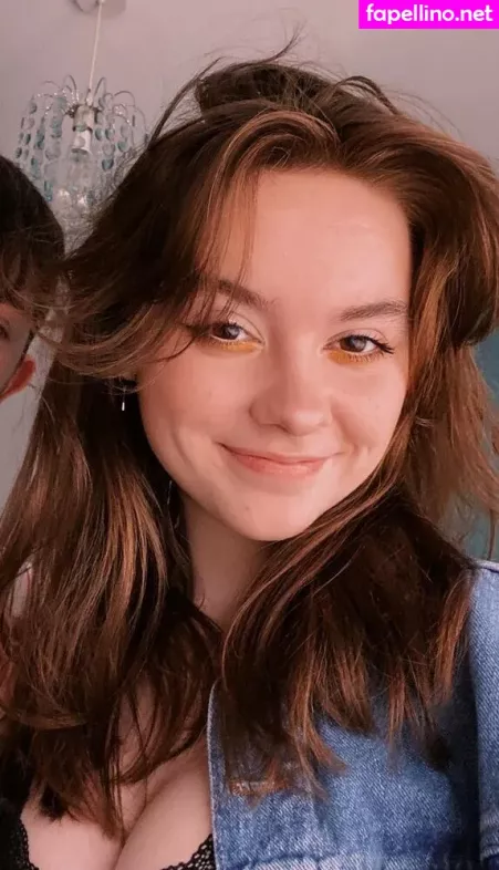 Laura Anne OnlyFans Thumbnail #EPvEVhK4yl