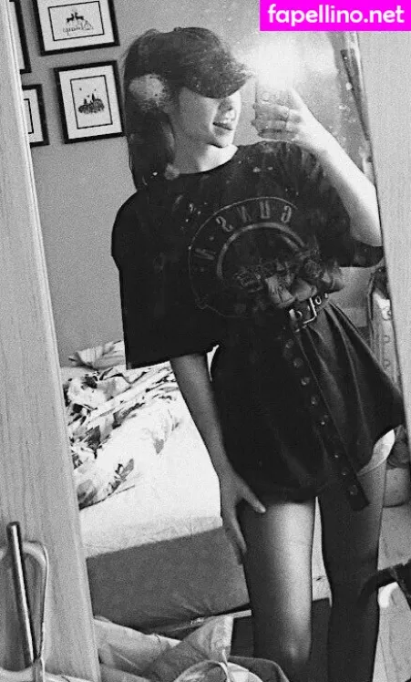 Laura Anne OnlyFans Thumbnail #FTLhfMSkaz