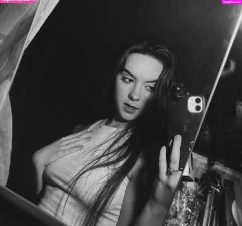 Laura Anne OnlyFans Thumbnail #aikjOwBPxU