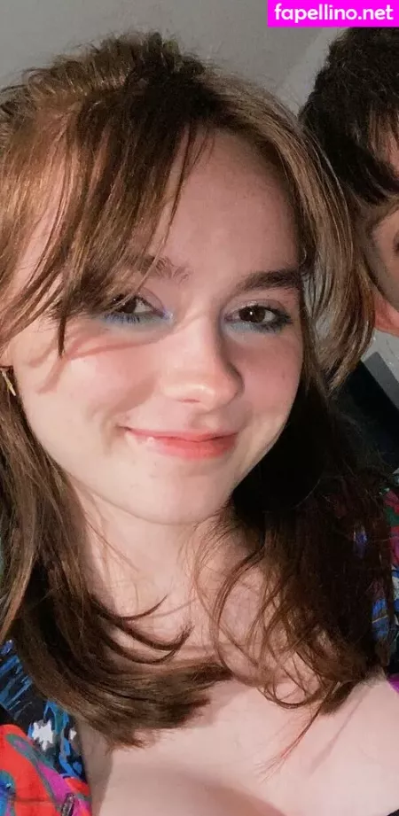 Laura Anne OnlyFans Thumbnail #dAHxOuIDm9