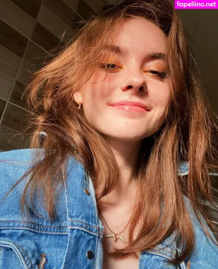 Laura Anne OnlyFans Thumbnail #gfq5aiZEcZ