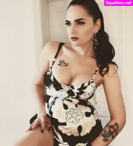 Laura Badler OnlyFans Thumbnail #SNaS4m09DT