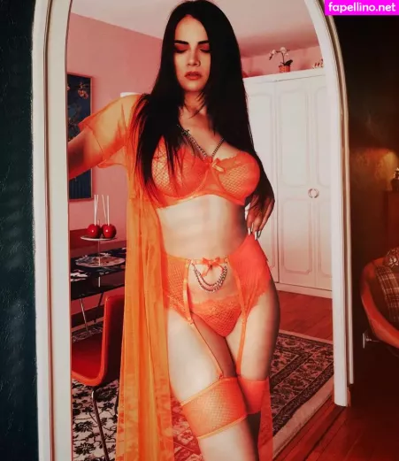 Laura Badler OnlyFans Thumbnail #u8NiAgCJO4