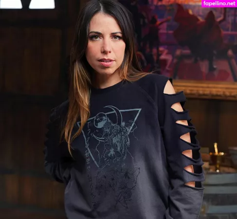 Laura Bailey OnlyFans Thumbnail #QWp1gkGPpg