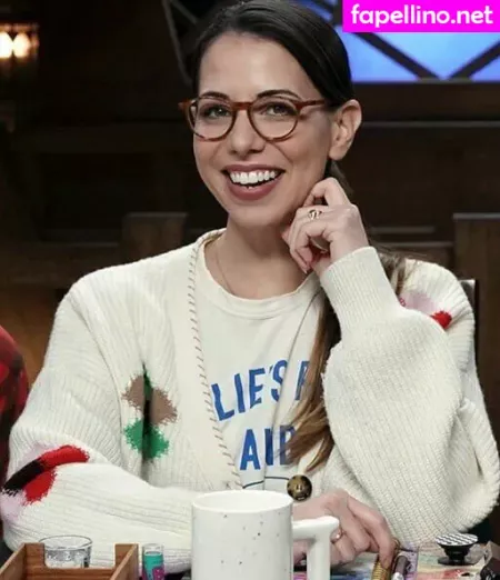 Laura Bailey OnlyFans Thumbnail #bQ0e8glX1x