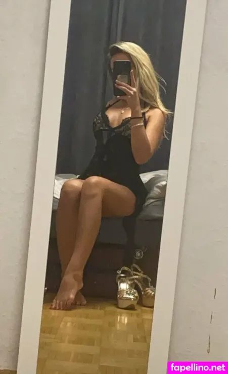 Laura Bauer 3 OnlyFans Thumbnail #KUaxNEAc1M