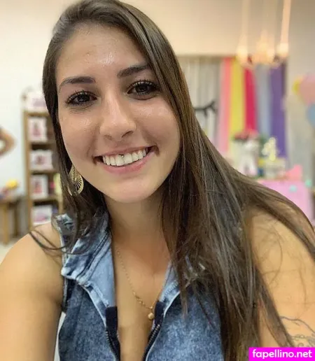 Laura Bestetti OnlyFans Thumbnail #4sZZWfSKNc