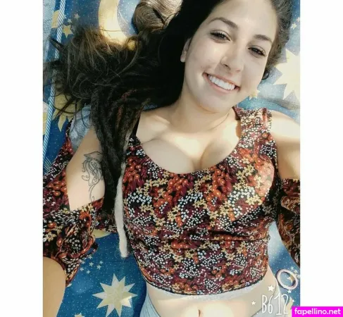 Laura Bestetti OnlyFans Thumbnail #AAtXcQTIoh