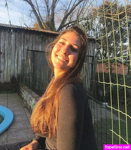 Laura Bestetti OnlyFans Thumbnail #js5awM2UHG