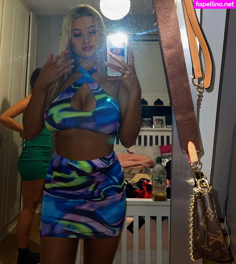 laurabrophyy Nude Leaked OnlyFans Photo #3ygsqN2ChH