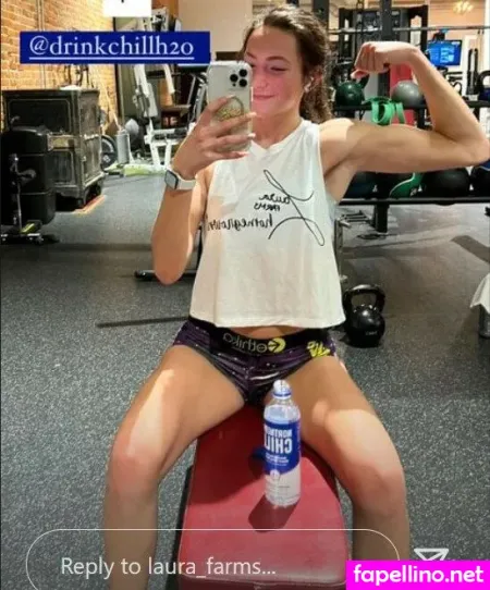 Laura Carlson Wilson OnlyFans Thumbnail #iUXX2xytah
