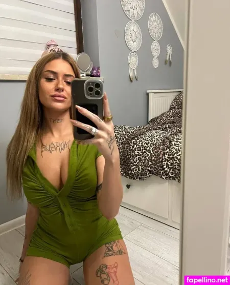 Laura Caroline OnlyFans Thumbnail #diWEsPcc0P