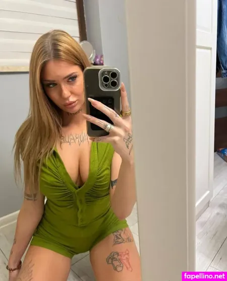Laura Caroline OnlyFans Thumbnail #lWLvaOAyN8