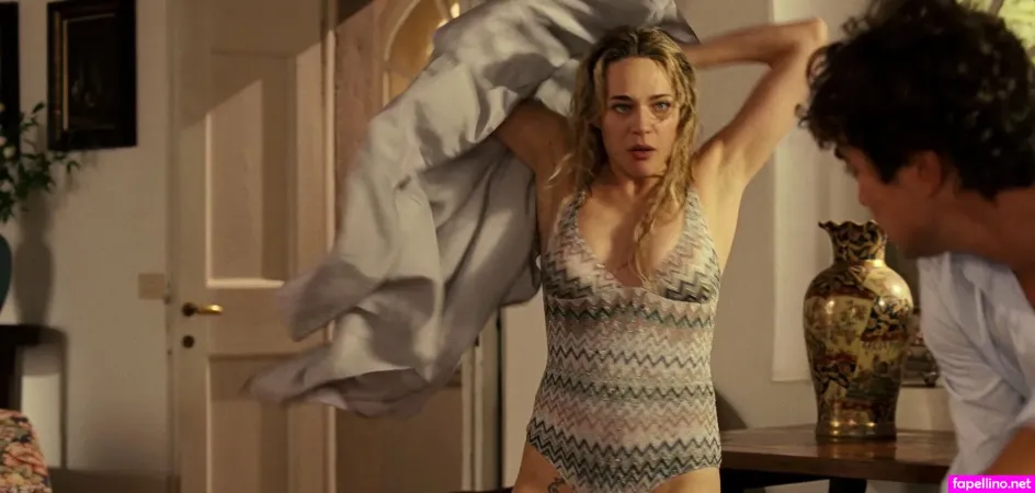 Laura Chiatti OnlyFans Thumbnail #Z4HTSvVeAz