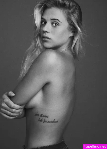 Laura Crane OnlyFans Thumbnail #8kaXXWyuam