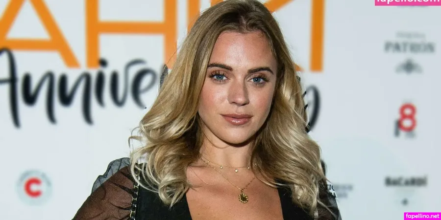 Laura Crane OnlyFans Thumbnail #y4zXHooaYk