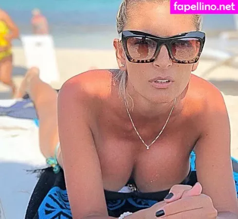 Laura D Annibale OnlyFans Thumbnail #w883UMkQtm