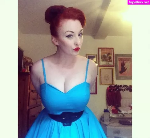 Laura Dawson OnlyFans Thumbnail #SAvC12JplU