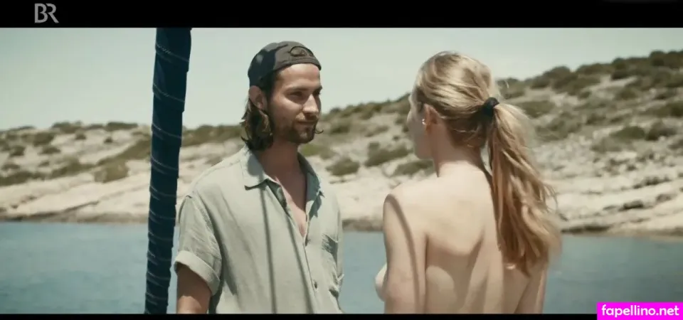 Laura Egger OnlyFans Thumbnail #G1Cb5w4HeW