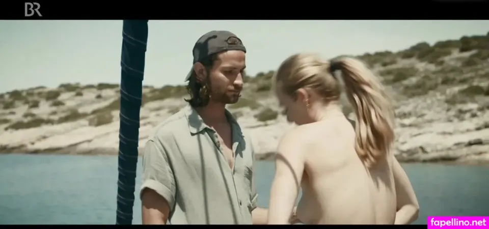 Laura Egger OnlyFans Thumbnail #lvUPCttm1G